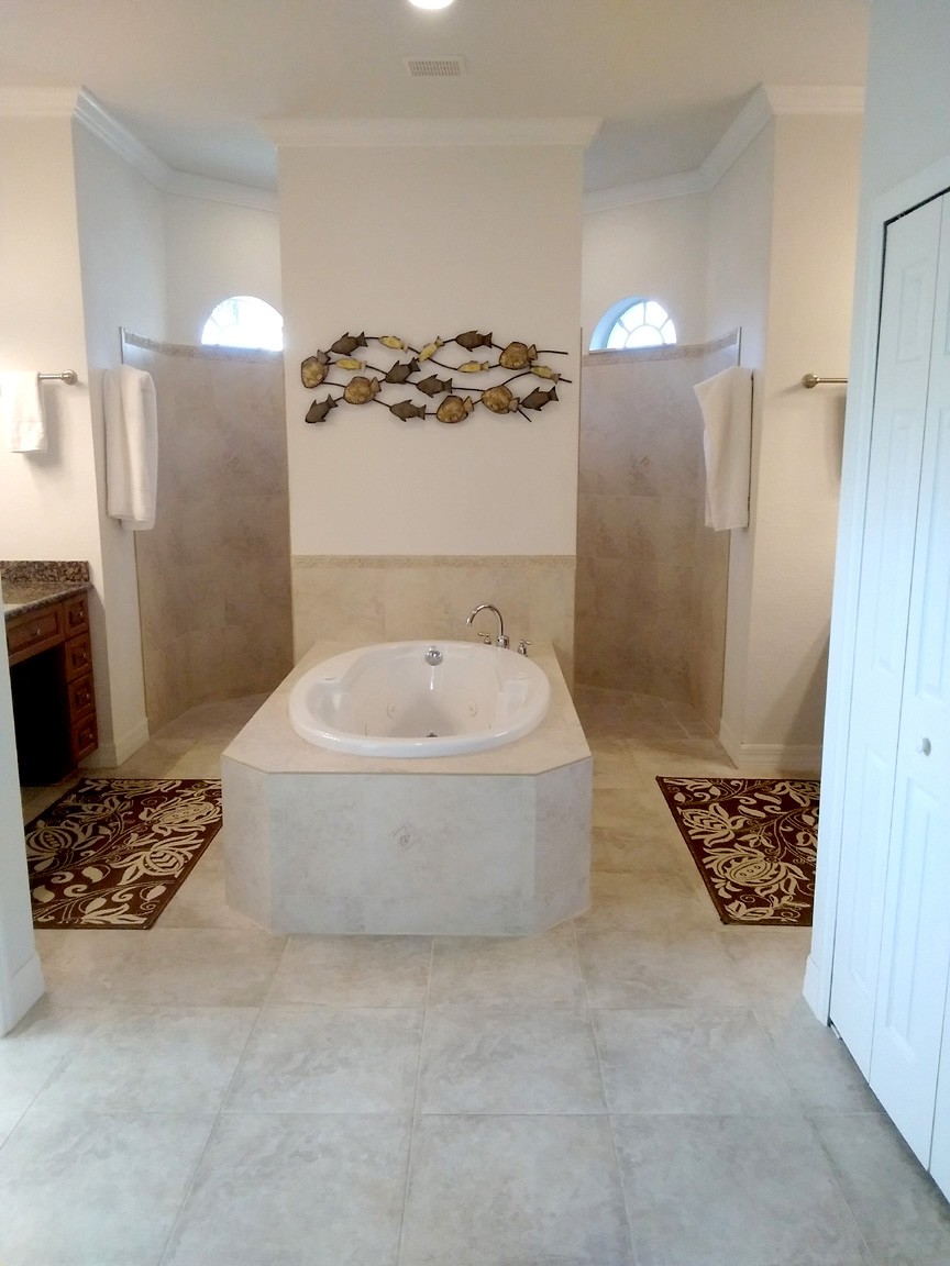 Main Bath Jetted Tub and Walk-In Shower